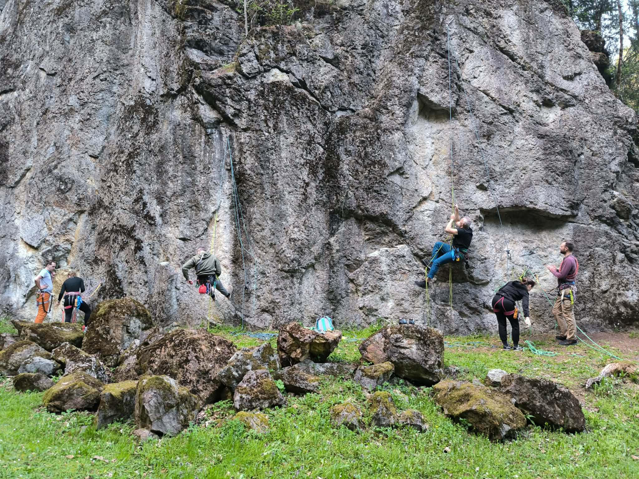 Izpiti za mlajšega in starejšega pripravnika/pripravnice alpinizma